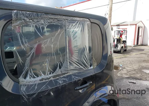 2010 Nissan Cube 1.8S z USA, uszkodzony, nr VIN JN8AZ2KR0AT155380